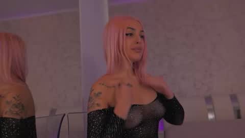 Thea online show from January 10, 4:42 pm