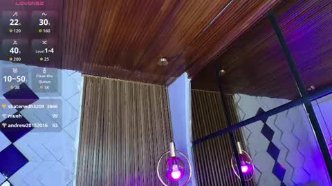 Camila and Megan online show from October 25, 7:08 pm