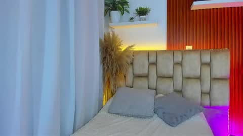 diamond_canela online show from May 29, 4:10 am