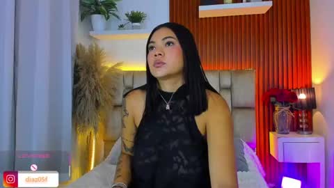 Snapshot of diamond_canela chatting on June 30, 3:18 am diamond_canela online show from June 30, 3:18 am