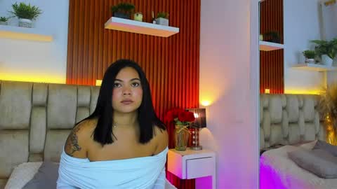 Snapshot of diamond_canela chatting on July 1, 3:41 am diamond_canela online show from July 1, 3:41 am
