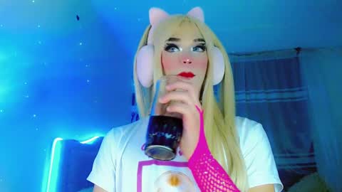 Snapshot of diamond_hott1 chatting on December 15, 7:13 am AmayaGirl online show from December 15, 7:13 am