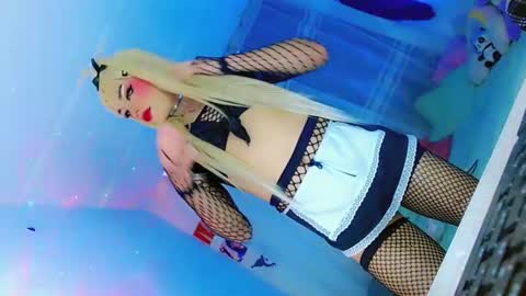 Snapshot of diamond_hott1 chatting on February 27, 12:10 am AmayaGirl online show from February 27, 12:10 am