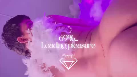 Snapshot of diamond_piarce chatting on October 23, 3:28 am Diamond online show from October 23, 3:28 am