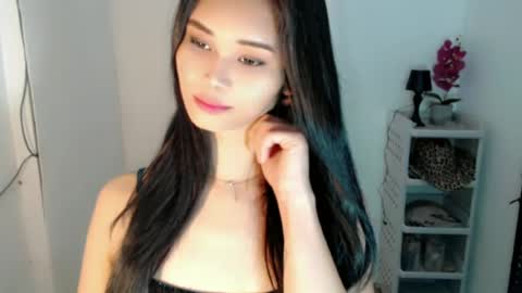 diamond_temptress online show from June 12, 10:36 am