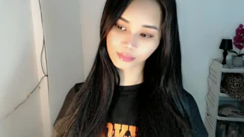 diamond_temptress online show from June 15, 8:38 am