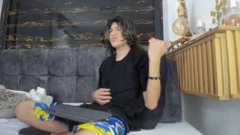 diamond_twink online show from February 13, 2:02 pm