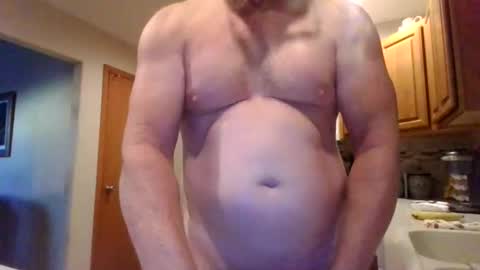 Snapshot of diamondchuck73 chatting on November 14, 1:21 pm Diamondchuck73 online show from November 14, 1:21 pm