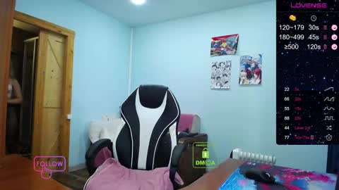 Snapshot of diamondjune chatting on September 17, 10:39 am June3 online show from September 17, 10:39 am