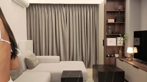 Iris online show from March 17, 7:28 pm