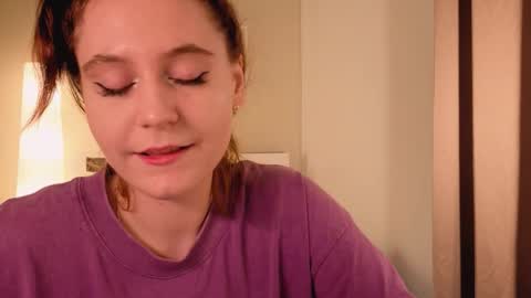 Snapshot of diana_floweri chatting on November 7, 3:17 am Diana online show from November 7, 3:17 am