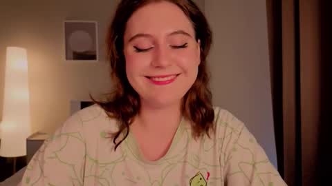 Snapshot of diana_floweri chatting on November 30, 4:38 am Diana online show from November 30, 4:38 am