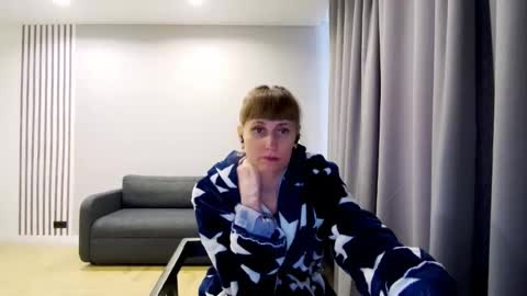 Snapshot of diana_meridor chatting on February 22, 5:34 am diana_meridor online show from February 22, 5:34 am