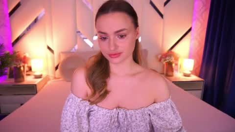 diana_nova online show from April 20, 6:27 am