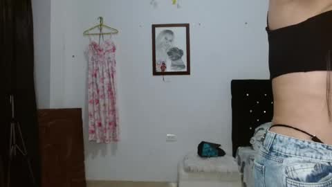Snapshot of diana_o1 chatting on May 5, 1:52 pm diana_o1 online show from May 5, 1:52 pm