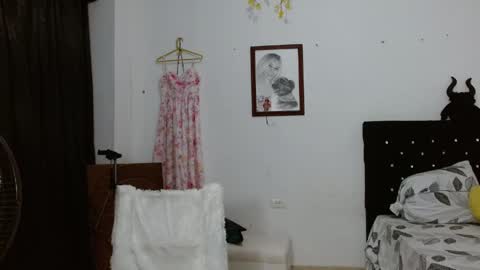 Snapshot of diana_o1 chatting on May 15, 1:40 pm diana_o1 online show from May 15, 1:40 pm