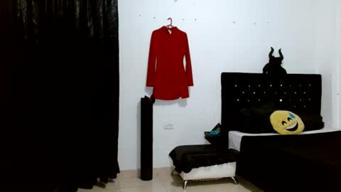Snapshot of diana_o1 chatting on July 8, 3:00 am diana_o1 online show from July 8, 3:00 am