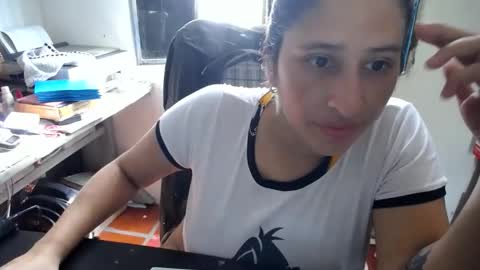 Snapshot of diana_rogu chatting on October 11, 7:01 pm diana_rogu online show from October 11, 7:01 pm