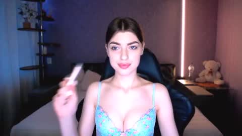 Snapshot of dianaa_lee chatting on June 27, 4:56 pm DIANA online show from June 27, 4:56 pm