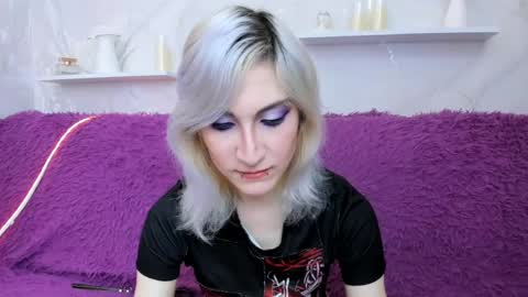dianabardot online show from May 4, 3:13 am
