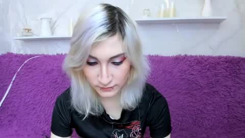 dianabardot online show from May 22, 10:54 am