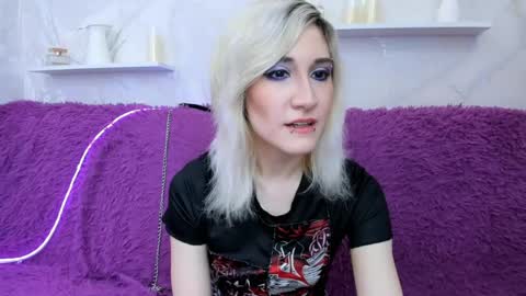 dianabardot online show from May 31, 10:00 am