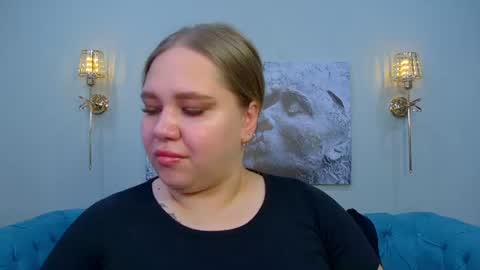 Snapshot of dianakristol chatting on June 10, 6:45 am Diana online show from June 10, 6:45 am