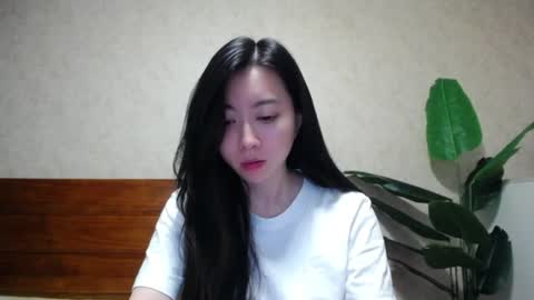 dianamilesr online show from July 2, 12:44 pm