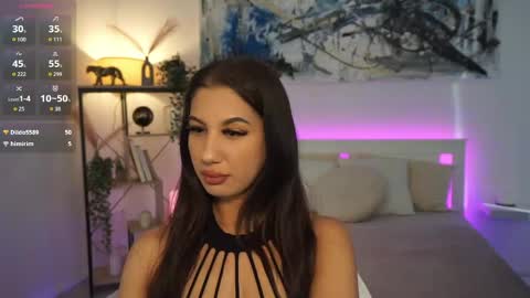 dianamoonnnn online show from May 28, 3:31 pm