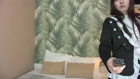 Snapshot of dianapittman chatting on September 15, 1:11 pm DianaPittman online show from September 15, 1:11 pm