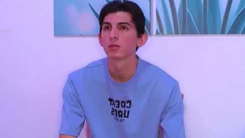 Ana  Leo online show from March 6, 4:03 pm