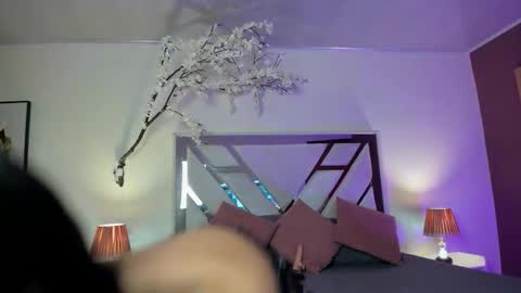 Diane  online show from March 14, 12:32 pm