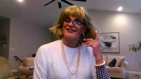 dianeheels online show from January 13, 3:26 pm