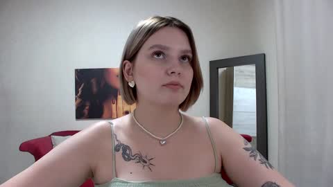 Snapshot of dianemills chatting on February 1, 11:54 am Diane Mills online show from February 1, 11:54 am