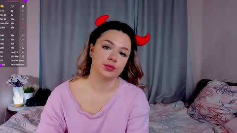 Snapshot of diannedibartolo chatting on December 1, 6:07 am diannedibartolo online show from December 1, 6:07 am