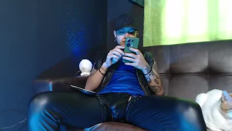 DICAPRIO online show from May 5, 11:51 am
