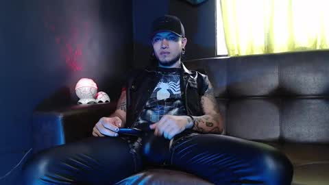 DICAPRIO online show from May 11, 4:37 pm