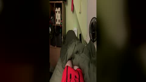 Snapshot of dick2222big chatting on June 28, 9:21 pm dick2222big online show from June 28, 9:21 pm