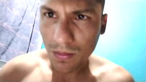 dick774369 online show from May 4, 11:45 pm