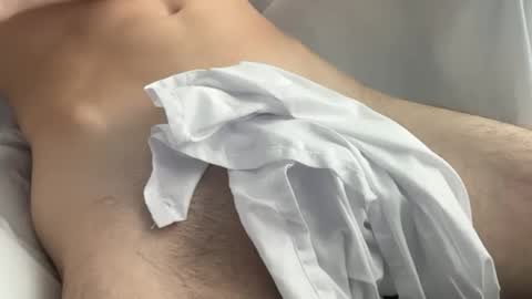 dickbboy19 online show from April 12, 8:14 pm