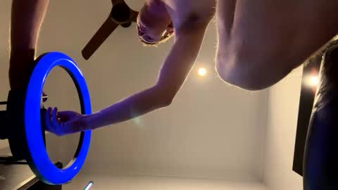 Snapshot of dickeddownunder chatting on November 16, 4:56 pm dickeddownunder online show from November 16, 4:56 pm