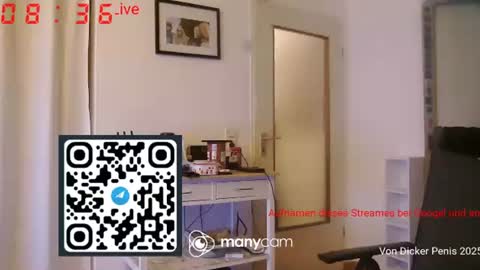 Snapshot of dickerpenis2025 chatting on October 26, 7:36 am Kevin S. online show from October 26, 7:36 am