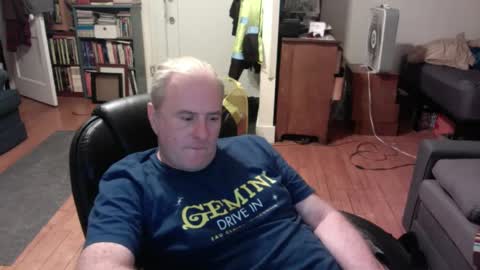Richard Fleischer online show from December 2, 4:20 am