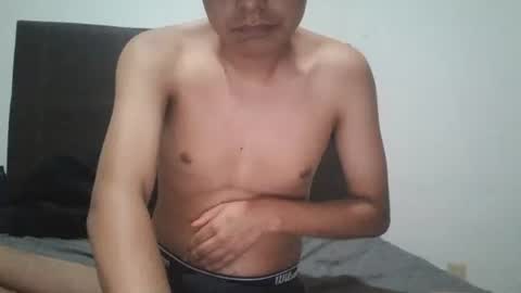 Snapshot of dickman28l chatting on February 3, 1:59 am dickman28l online show from February 3, 1:59 am