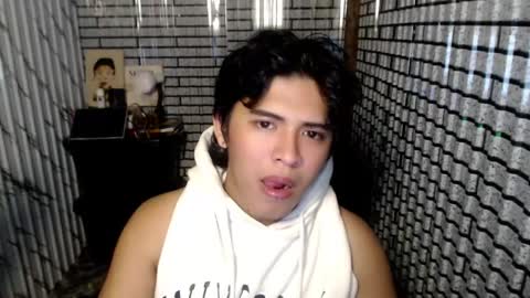 Snapshot of dicktionary20 chatting on July 29, 8:07 pm dicktionary20 online show from July 29, 8:07 pm