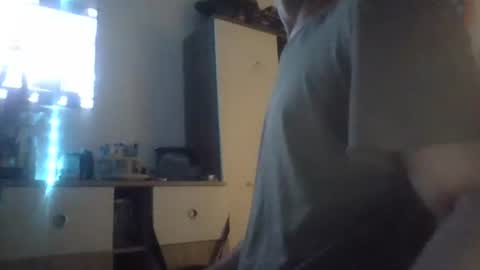 Snapshot of dickxxxd chatting on November 20, 11:37 pm dickxxxd online show from November 20, 11:37 pm