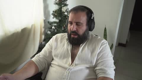 Cristian Dipolino online show from December 7, 8:05 pm