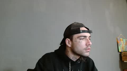 Snapshot of didismurf02 chatting on December 29, 10:47 pm didismurf02 online show from December 29, 10:47 pm