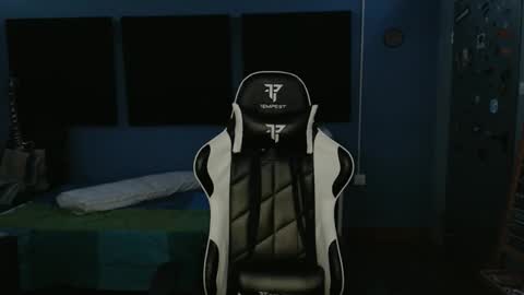 Snapshot of didismurf02 chatting on November 22, 12:09 am didismurf02 online show from November 22, 12:09 am