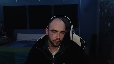 Snapshot of didismurf02 chatting on November 24, 12:10 am didismurf02 online show from November 24, 12:10 am